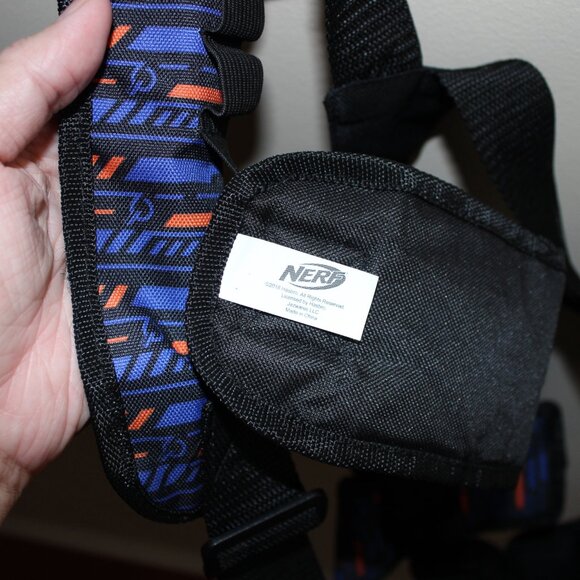 FREE❤️NERF N-Strike Elite Adjustable Tactical Utility Vest Dart Magazine Storage - Picture 6 of 8